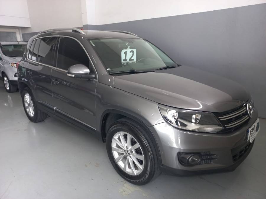 VOLKSWAGEN - TIGUAN - 2011/2012 - Cinza - R$ 61.000,00