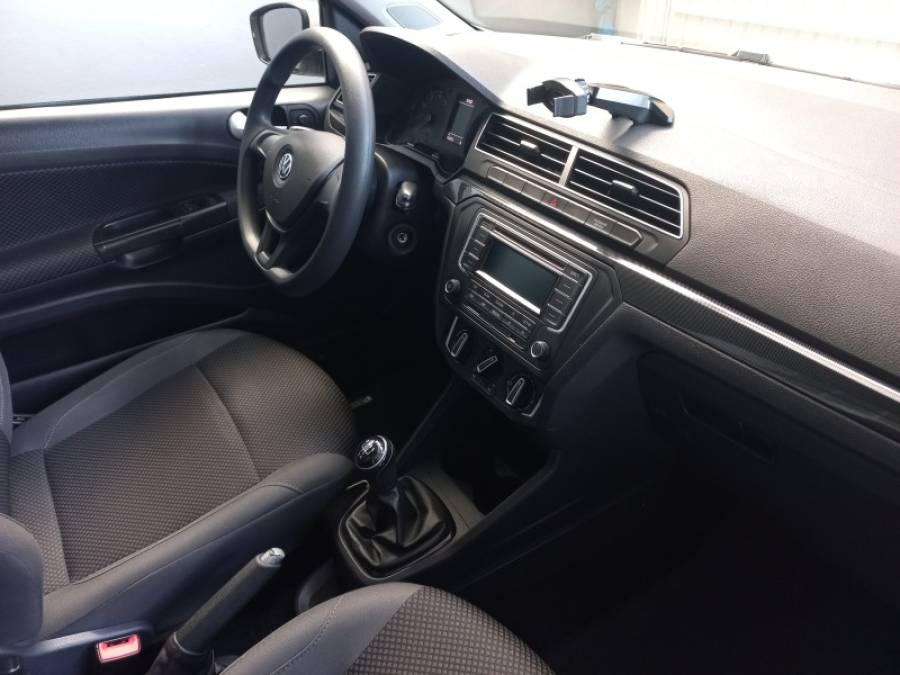 VOLKSWAGEN - SAVEIRO - 2019/2020 - Branca - R$ 64.000,00