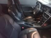 VOLVO - V40 - 2015/2015 - Vermelha - R$ 75.000,00