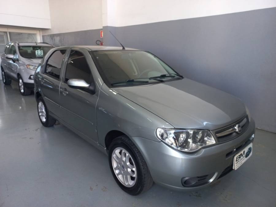 FIAT - PALIO - 2004/2005 - Cinza - R$ 26.000,00