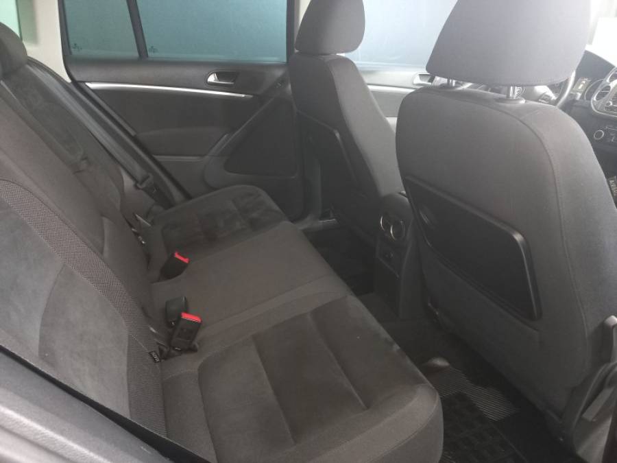VOLKSWAGEN - TIGUAN - 2011/2012 - Cinza - R$ 61.000,00