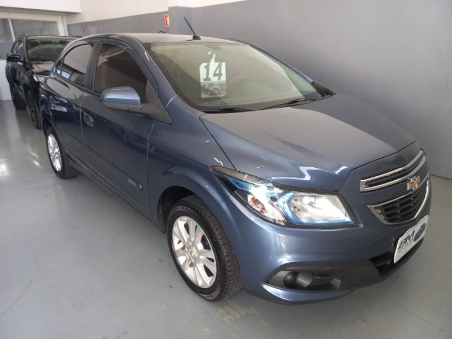CHEVROLET - ONIX - 2013/2014 - Azul - R$ 49.000,00