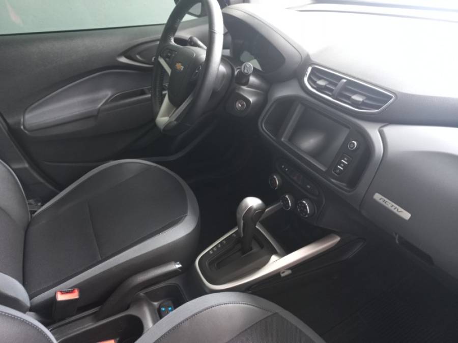 CHEVROLET - ONIX - 2019/2019 - Prata - R$ 75.000,00