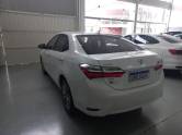 TOYOTA - COROLLA - 2017/2018 - Branca - R$ 99.900,00