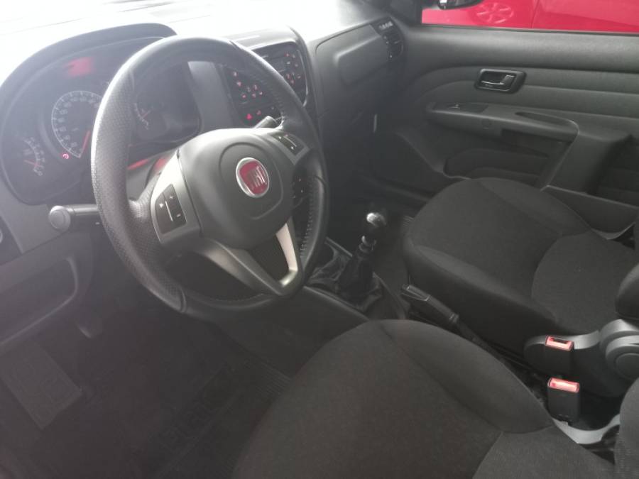 FIAT - STRADA - 2018/2019 - Branca - R$ 76.000,00