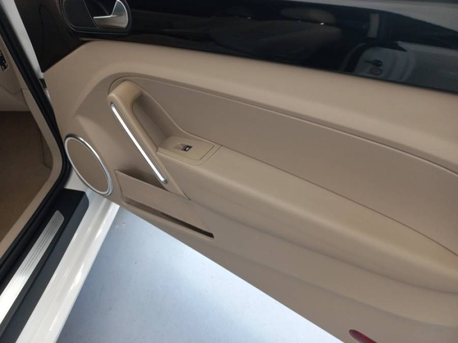 VOLKSWAGEN - FUSCA - 2013/2014 - Branca - R$ 109.000,00