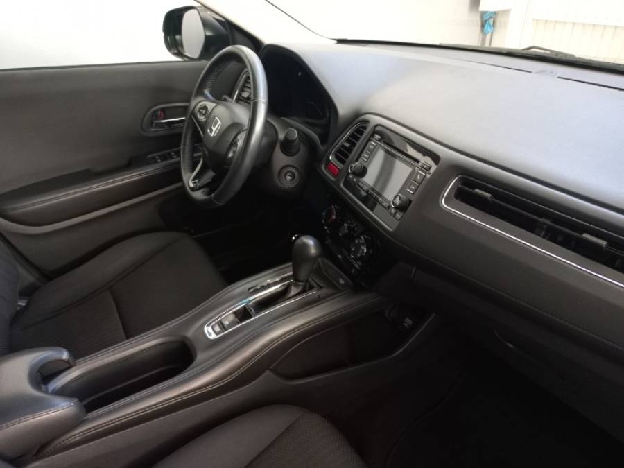 HONDA - HR-V - 2015/2016 - Preta - R$ 84.900,00