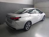 NISSAN - VERSA - 2024/2024 - Prata - R$ 109.900,00