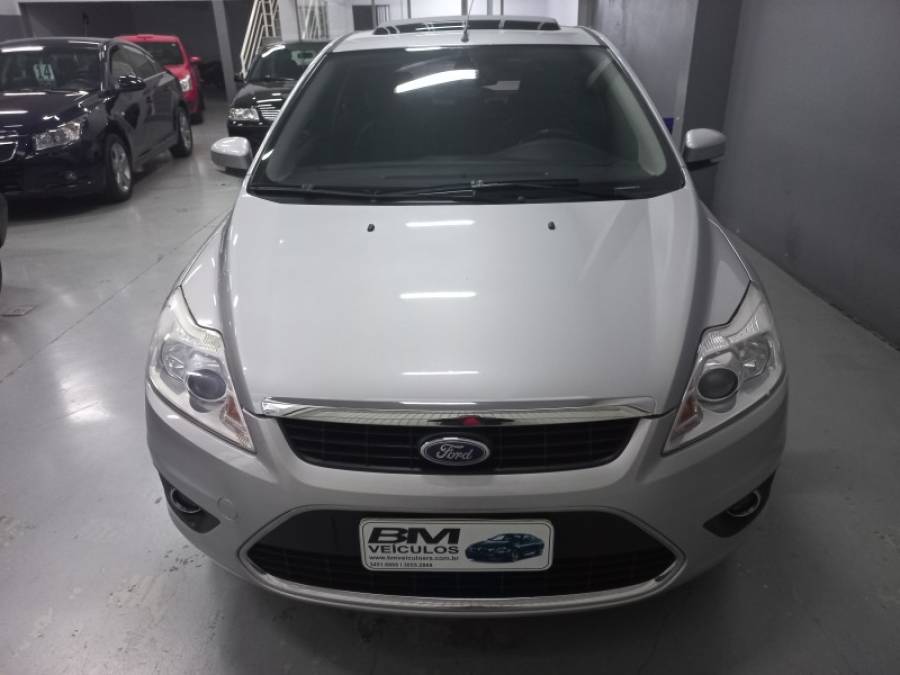 FORD - FOCUS - 2011/2011 - Prata - R$ 44.000,00