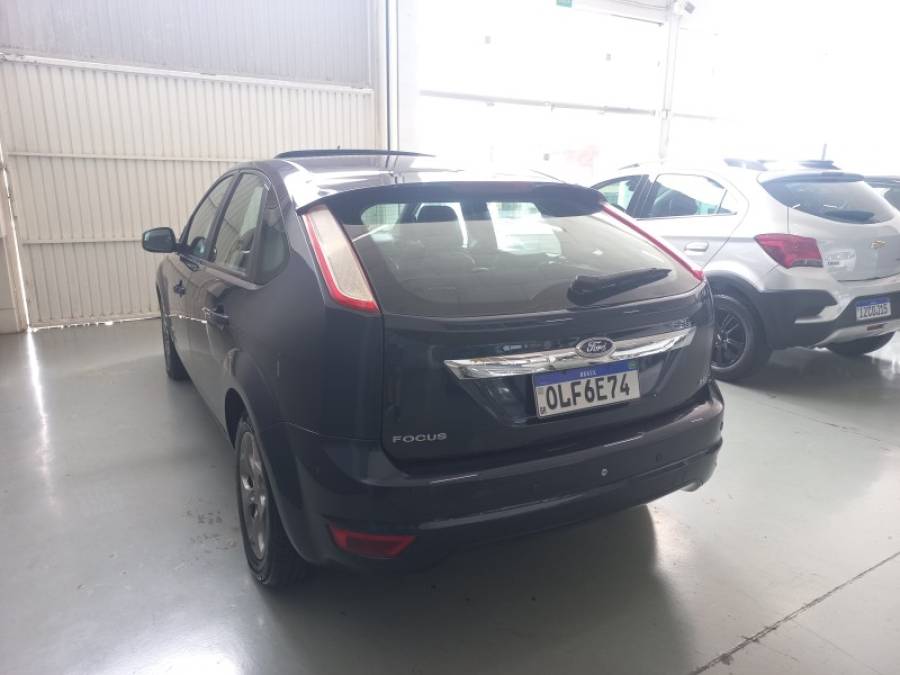 FORD - FOCUS - 2012/2013 - Azul - R$ 52.000,00