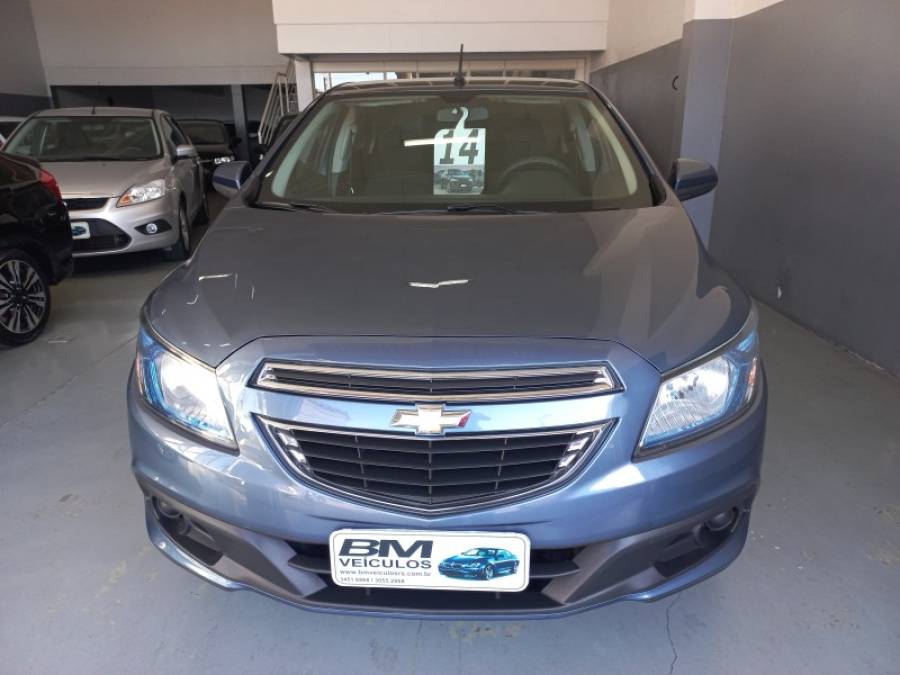 CHEVROLET - ONIX - 2013/2014 - Azul - R$ 49.000,00