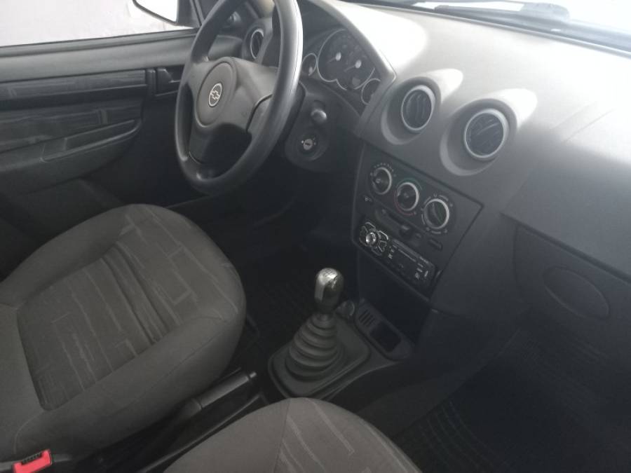 CHEVROLET - PRISMA - 2008/2010 - Prata - R$ 27.000,00