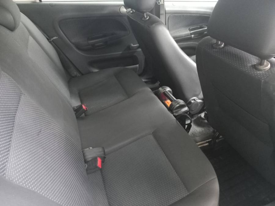 VOLKSWAGEN - GOL - 2014/2015 - Branca - R$ 39.900,00